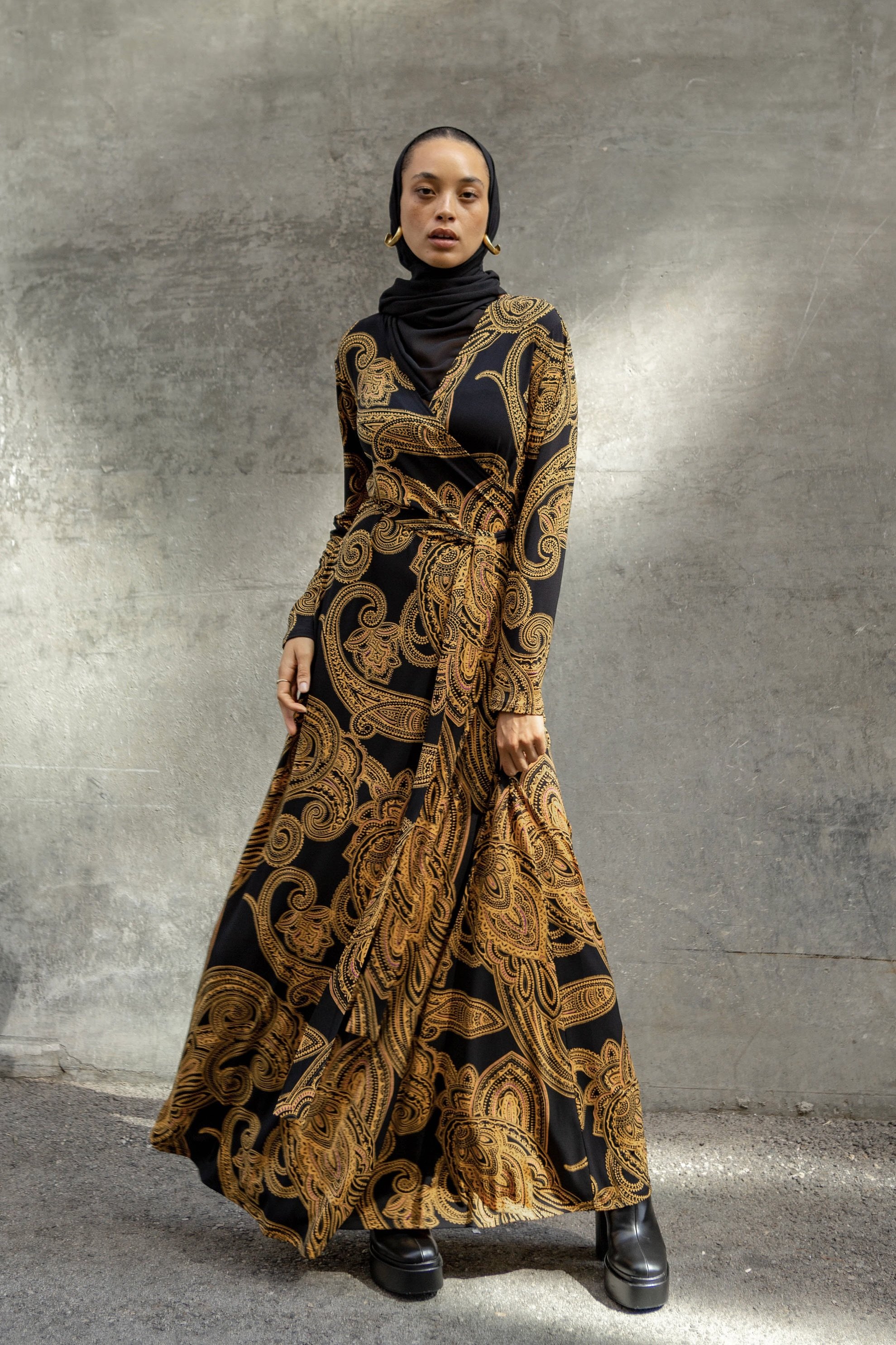 GOLDEN PAISLEY WRAP DRESS