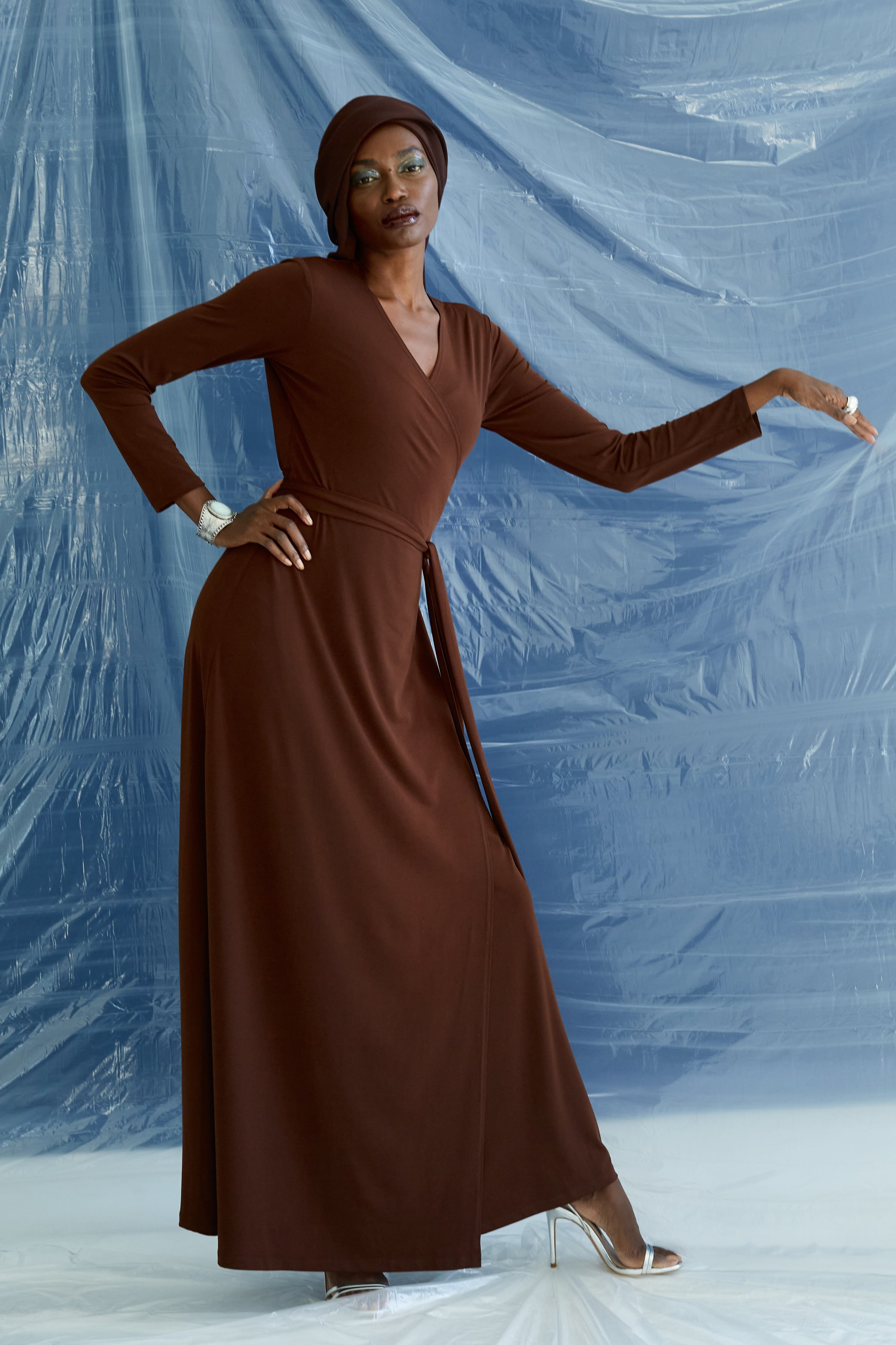 DARK OAK WRAP DRESS