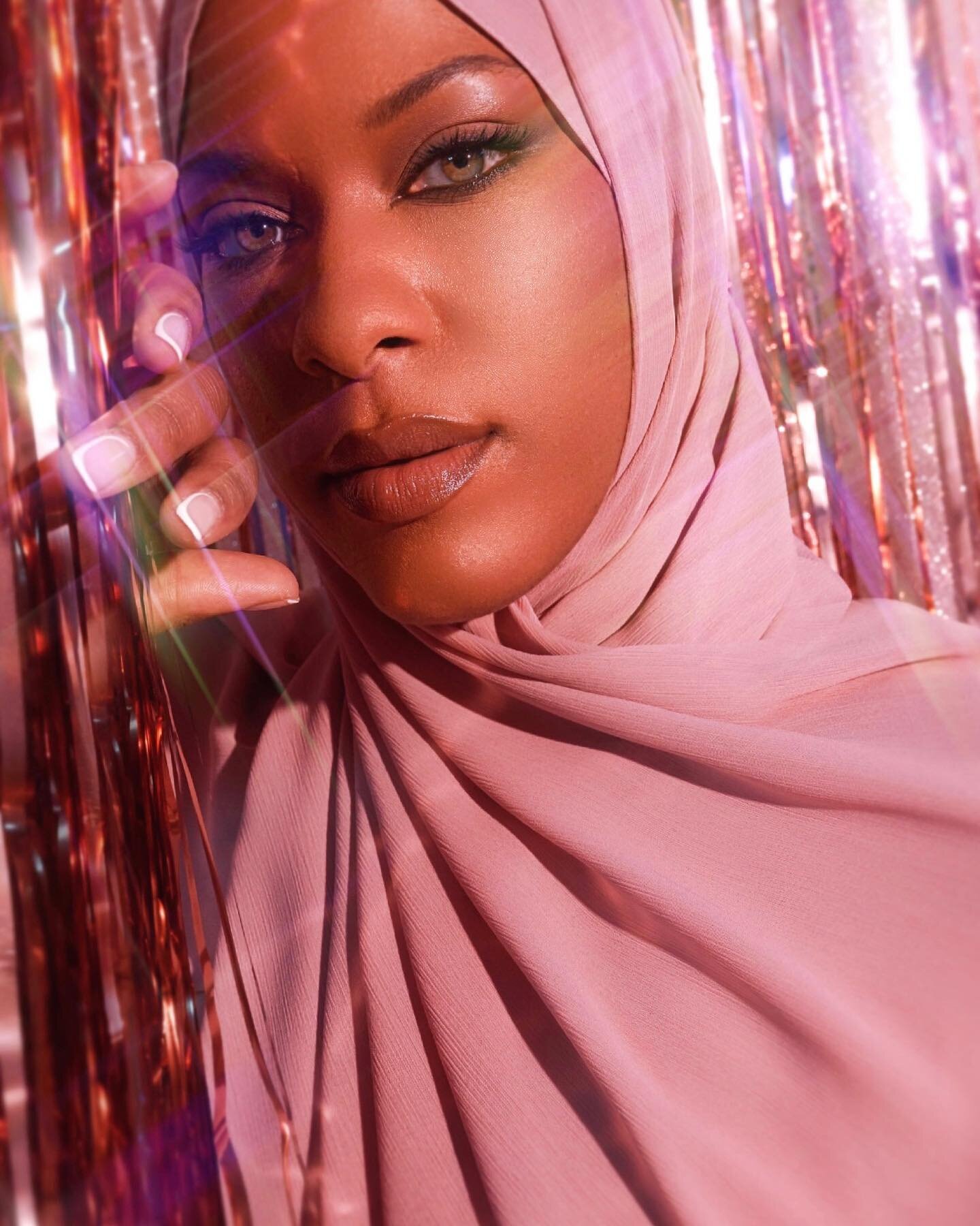 Happy New Year ✨ May this year be filled with abundant blessings, happiness and love 💖
Last chance 40% OFF SALE site wide on LouellaShop.com (discount applied at checkout) + new markdowns up to 75% off 🛒 Sale ends TONIGHT at 11:59PM PT.
Free shipp